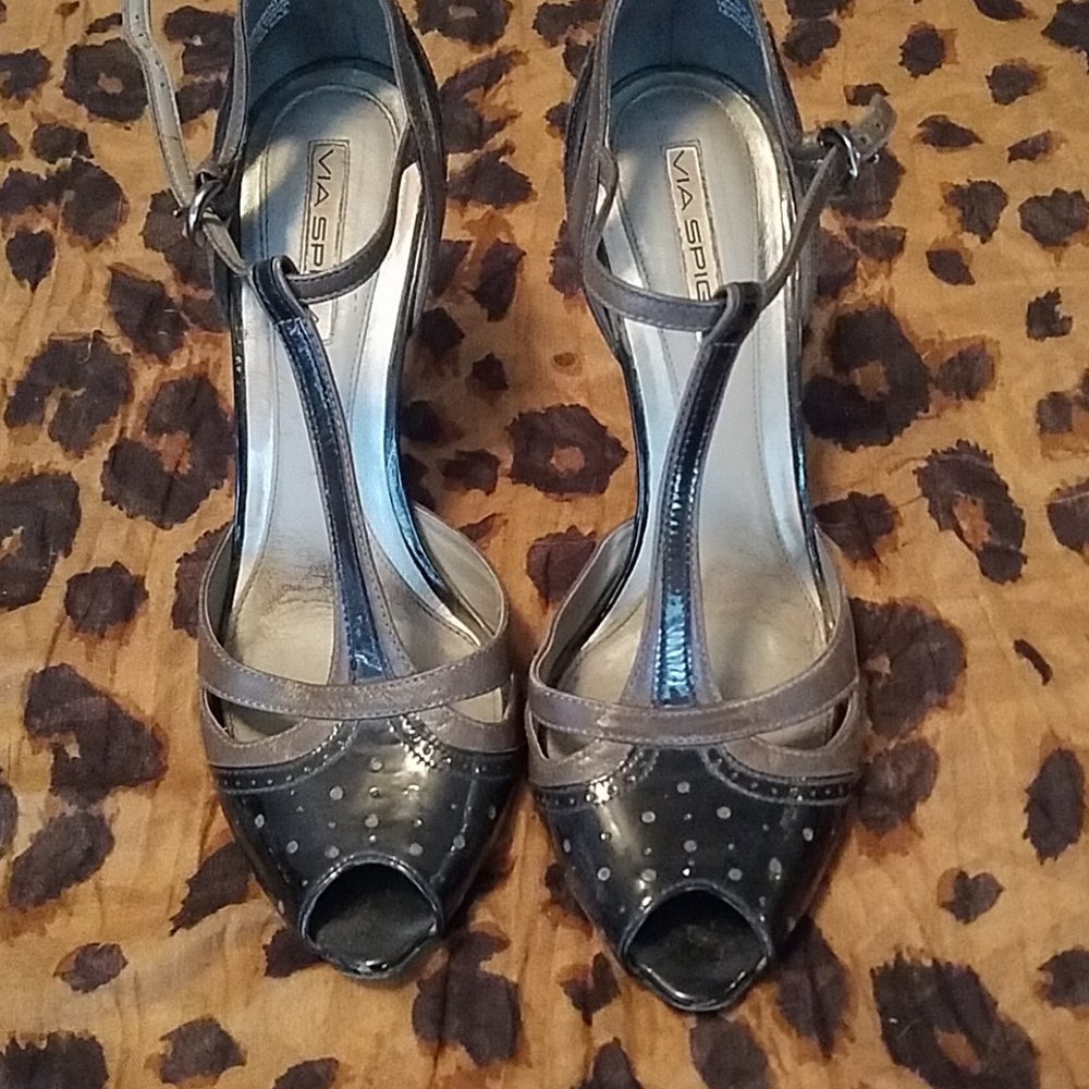 Via Spiga T Straps Pumps